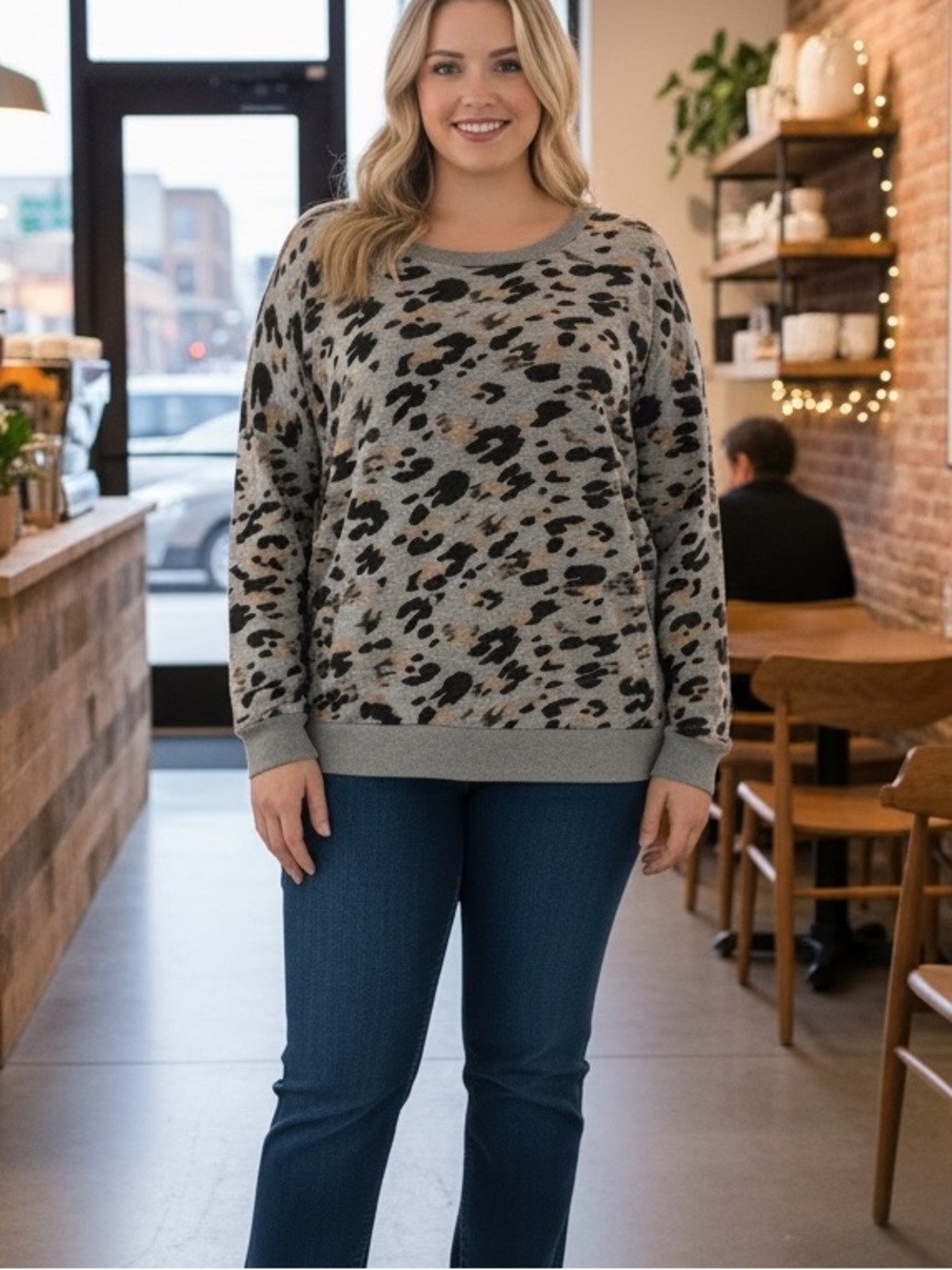 🦒 Sweet Treasurers Leopard Print Sweater size 3X
